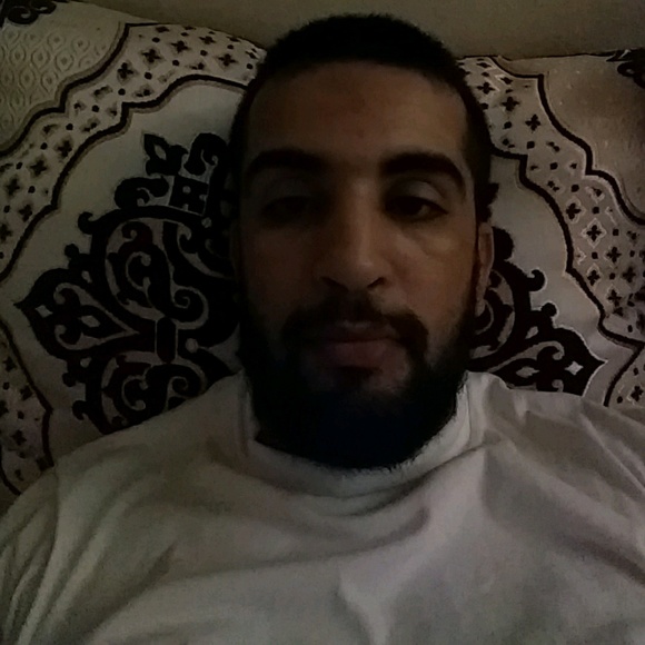 Meet your Posher, Aissa - Picture 1 of 1